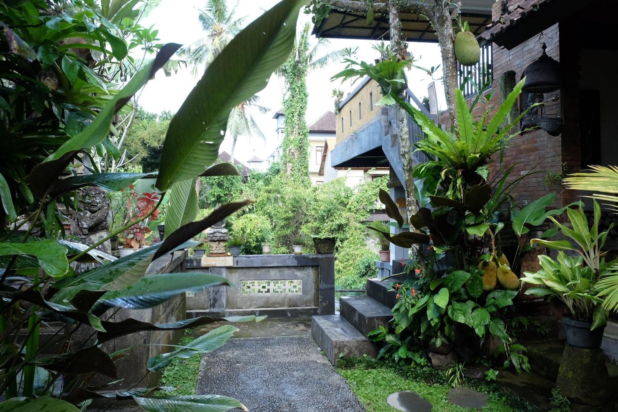 Suastika Guest House Ubud Dış mekan fotoğraf